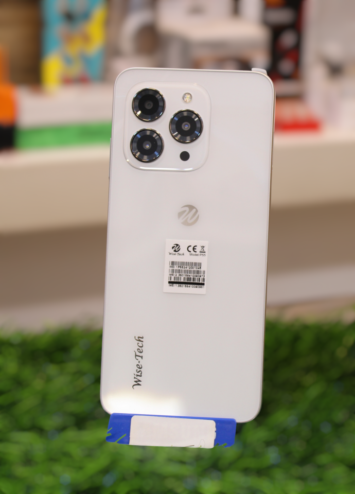 هاتف P55